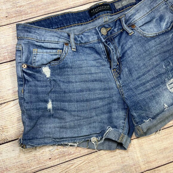 Aeropostale Distressed Blue Denim Midi‎ Shorts Women's Size 8 Ripped Frayed - Picture 2 of 8